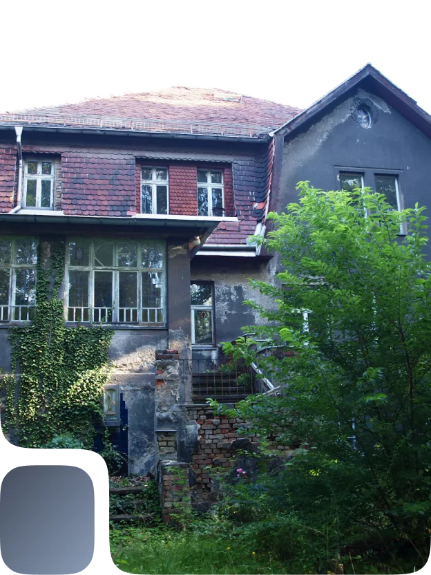 Eine Investition in denkmalgeschützte Immobilien, wie Villen, Gründerzeithäuser, alte Schulen und Mehrfamilienhäuser lohnt sich.